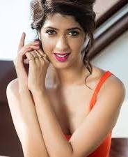 Aishwarya Sakhuja birthday