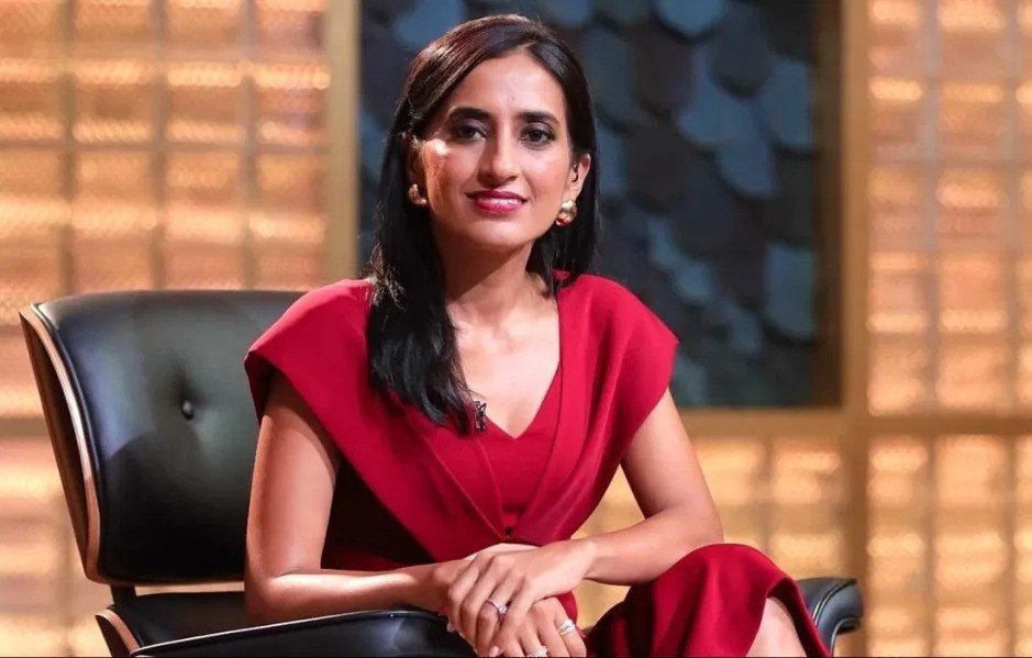 Vineeta Singh Wiki, Biography, Age, Date of Birth, Height, Weight, Figure, Boyfriend, Marital Status, Husband Name, Family, Children, Religion, Caste, Net Worth & More.