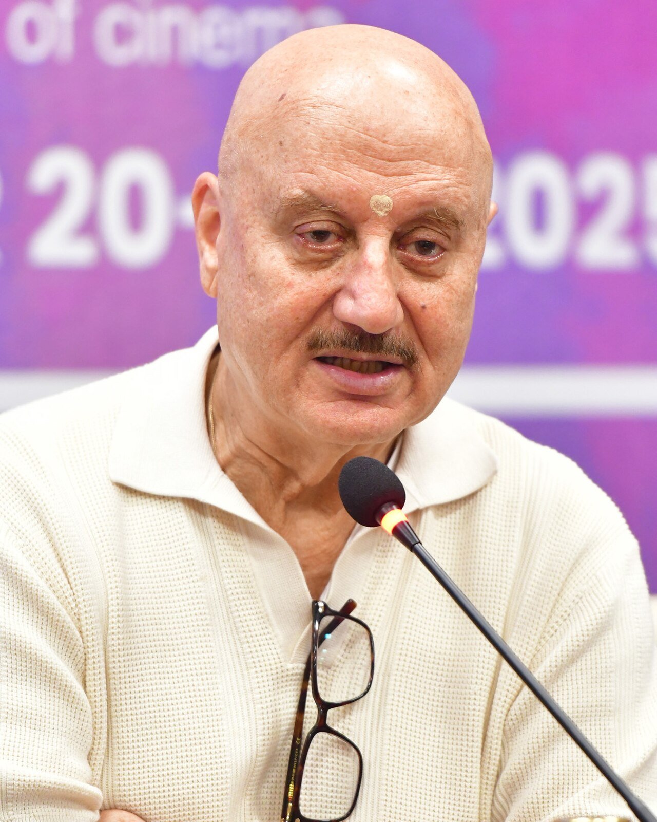 Anupam Kher photo 4