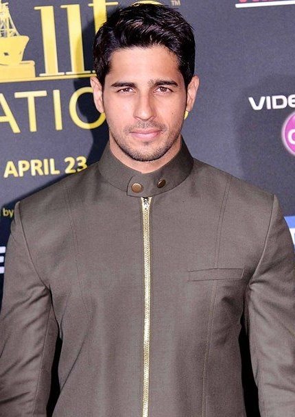 Sidharth Malhotra Age, Height, Biography & More