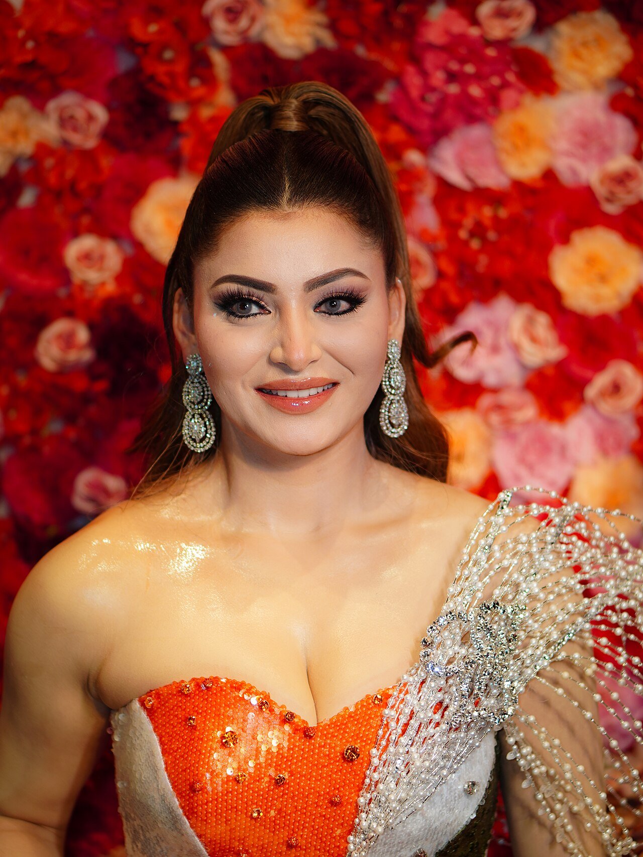 Urvashi Rautela photo 2