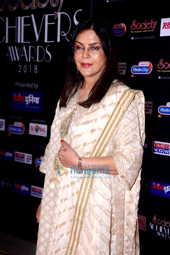 Zeenat Aman photo 4